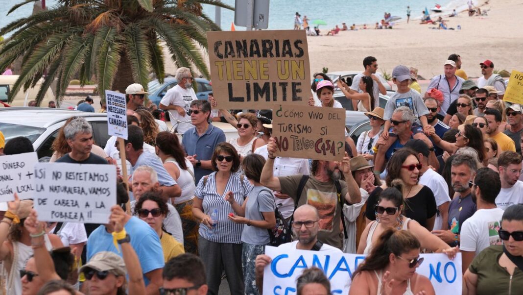 Brits favourite holiday hotspot Canary Islands added to ‘no travel’ list for 2026 Brits favourite holiday hotspot Canary Islands added to ‘no travel’ list for 2026