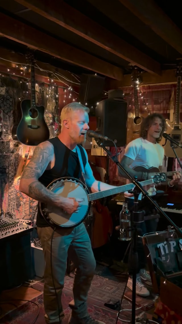 Live Banjo Beats with Dave and Gary at Rock Island! Live Banjo Beats with Dave and Gary at Rock Island!