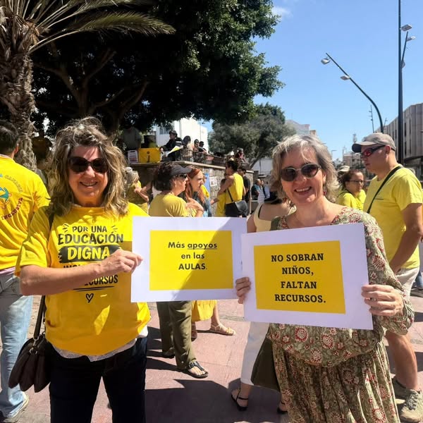 Yellow Tide for Inclusion in Fuerteventura Yellow Tide for Inclusion in Fuerteventura