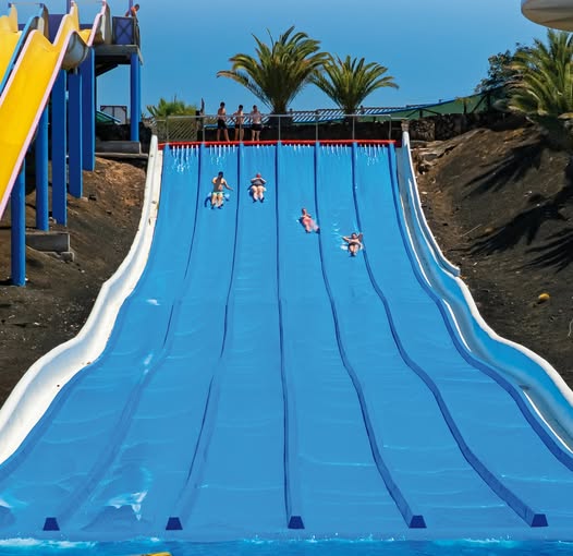 Elevate Your Friday: Relax at Corralejo Water Park! 🌊 Elevate Your Friday: Relax at Corralejo Water Park! 🌊