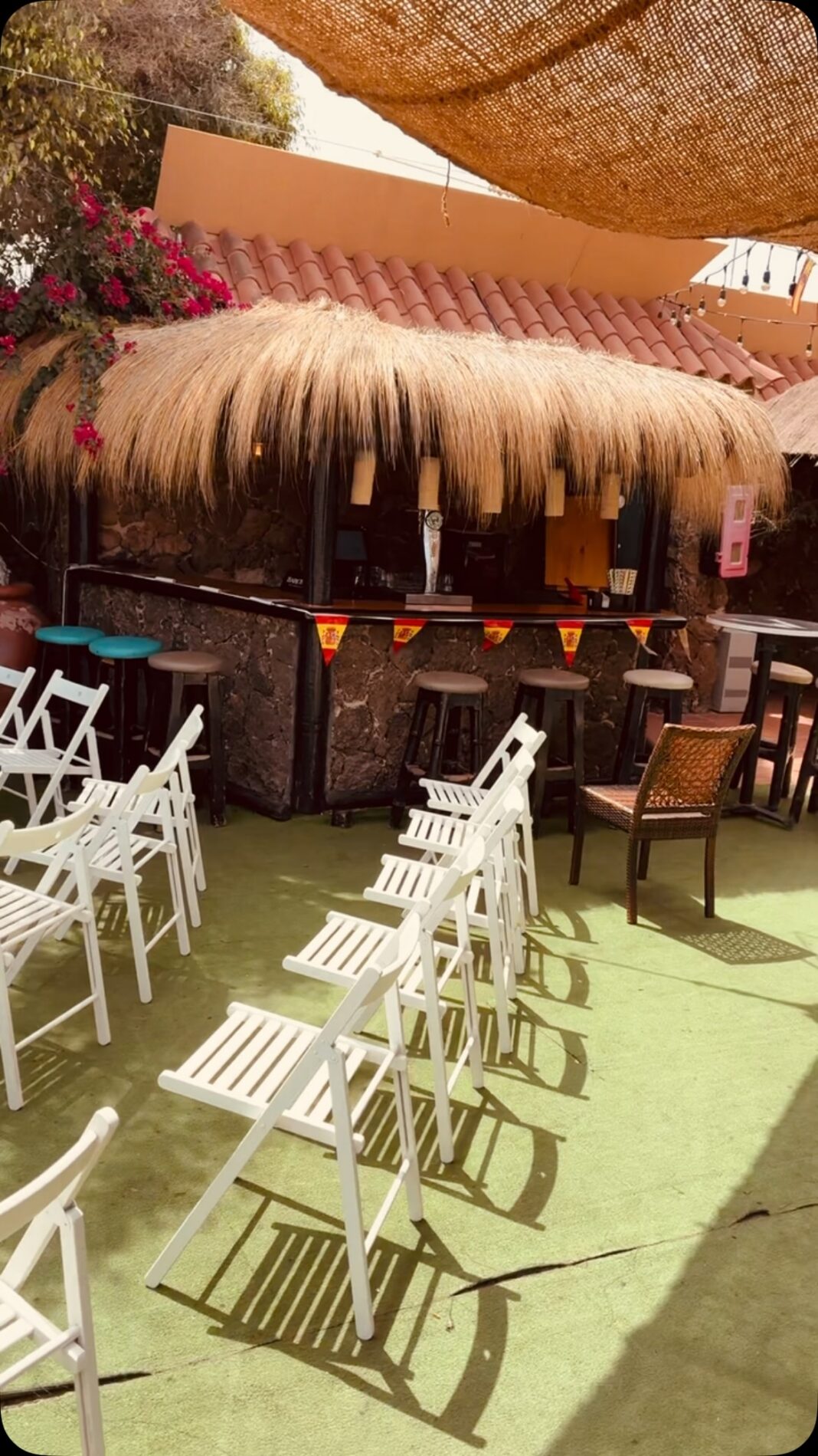 Experience Waikiki Fuerteventura: Nightlife Like No Other! Experience Waikiki Fuerteventura: Nightlife Like No Other!