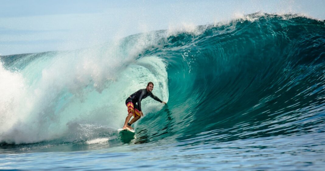 Top Surf Beaches in Spain with Nearby Holiday Rentals Available Top Surf Beaches in Spain with Nearby Holiday Rentals Available